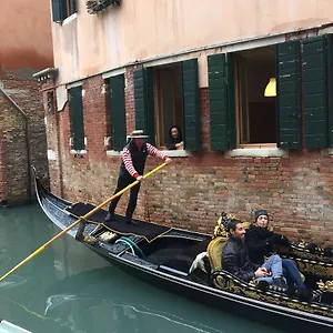  Frühstückspension Allo Squero Italien